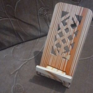 Mobile phone holder